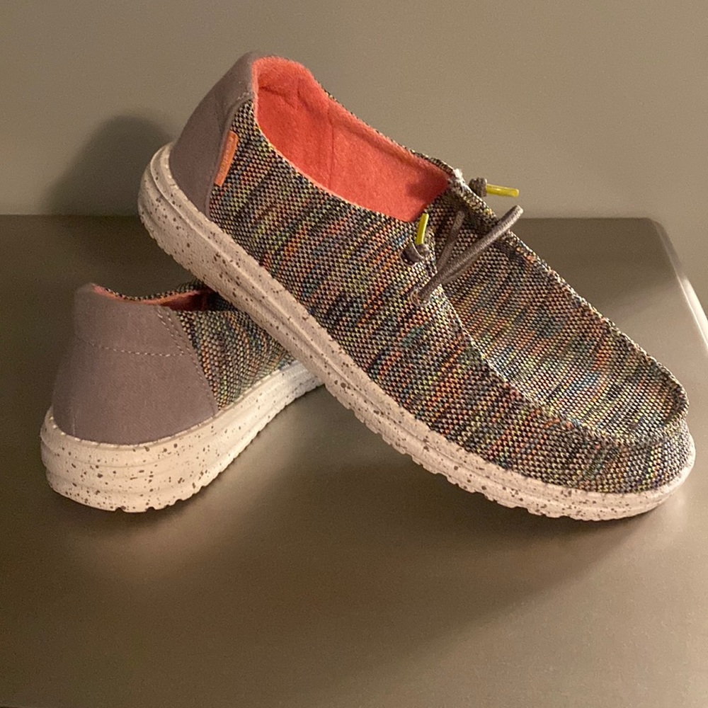 Kids Hey Dude slip on loafers. Worn once.